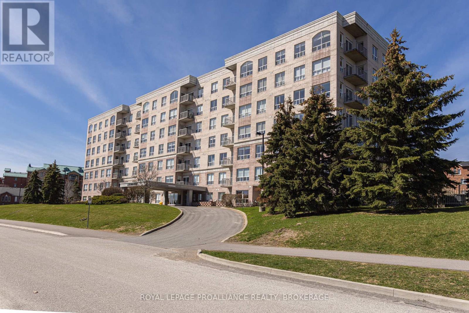 205 - 350 WELLINGTON STREET, Kingston, Ontario