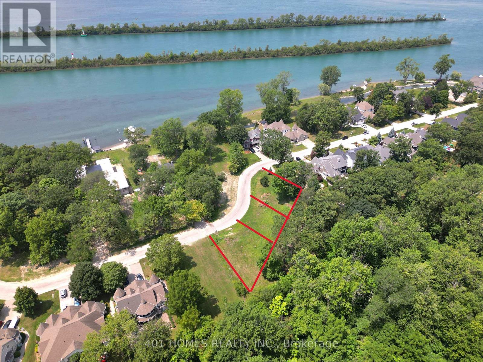 257 Crystal Bay Drive E, Amherstburg, Ontario  N9V 4A6 - Photo 1 - X12359842
