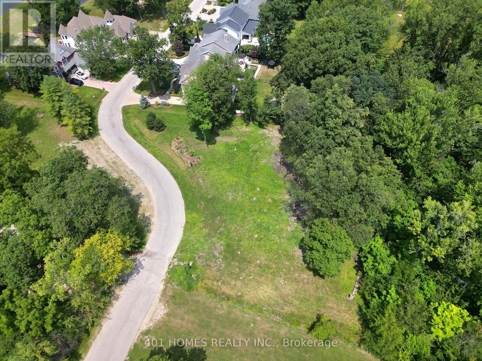 257 Crystal Bay Drive E, Amherstburg, Ontario  N9V 4A6 - Photo 3 - X12359842