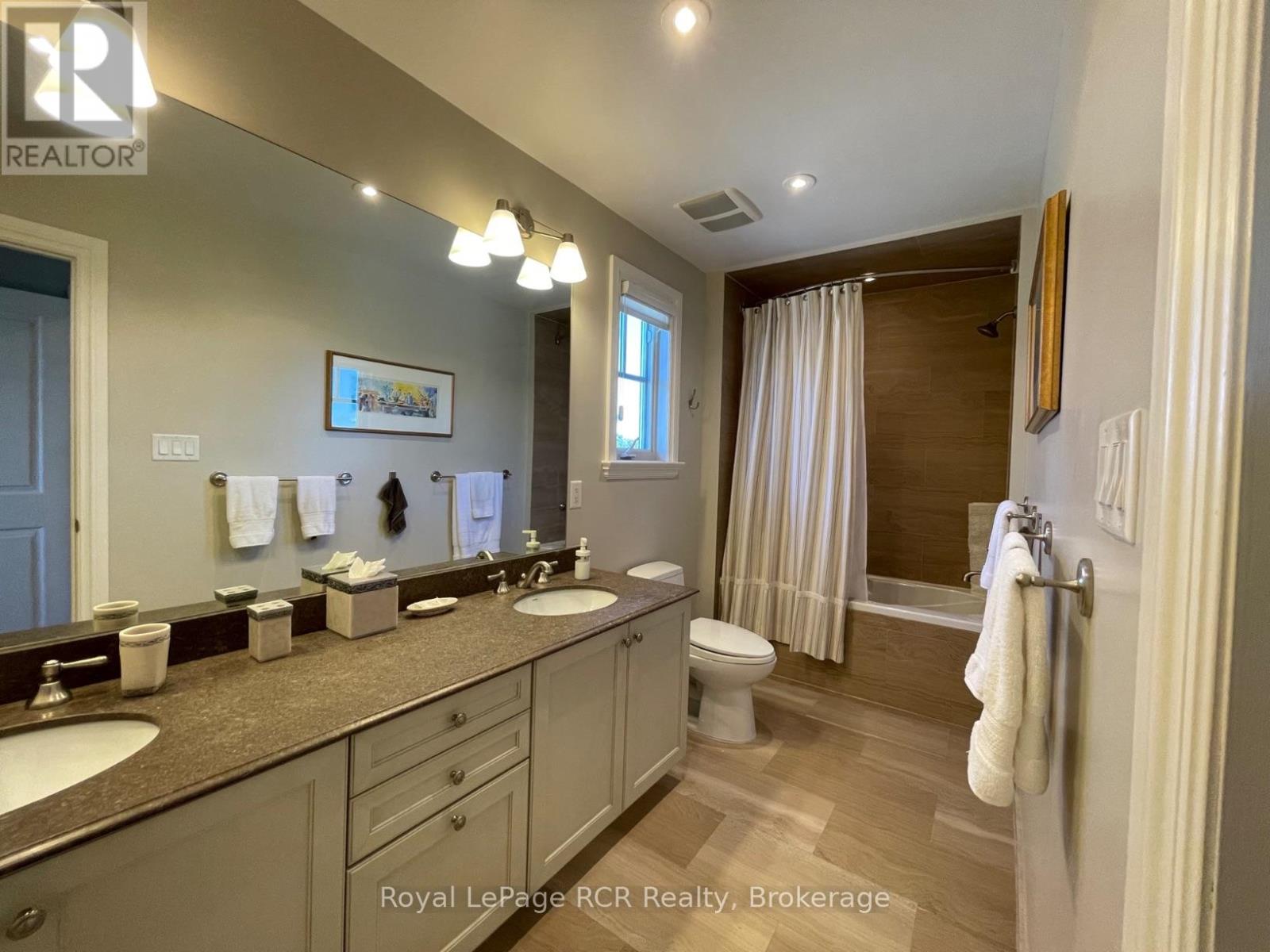 402 - 40 Trott Boulevard, Collingwood, Ontario  L9Y 5K5 - Photo 15 - S12359872