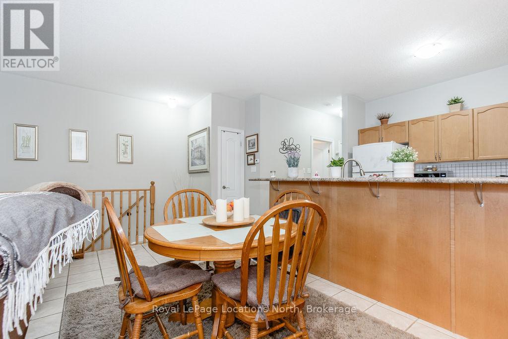 46 Admiral Road, Wasaga Beach, Ontario  L9Z 3C6 - Photo 7 - S12359880
