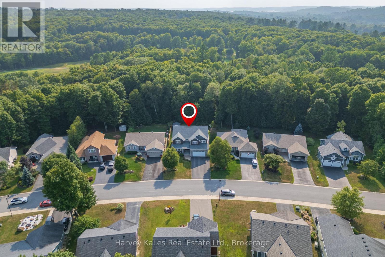 36 Homestead Lane, Huntsville, Ontario  P1H 2N8 - Photo 5 - X12359768