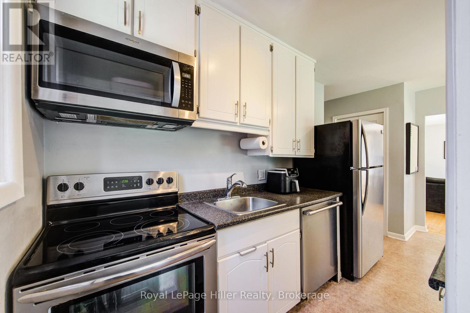11 Warwick Road, Stratford, Ontario  N5A 6E6 - Photo 15 - X12359792