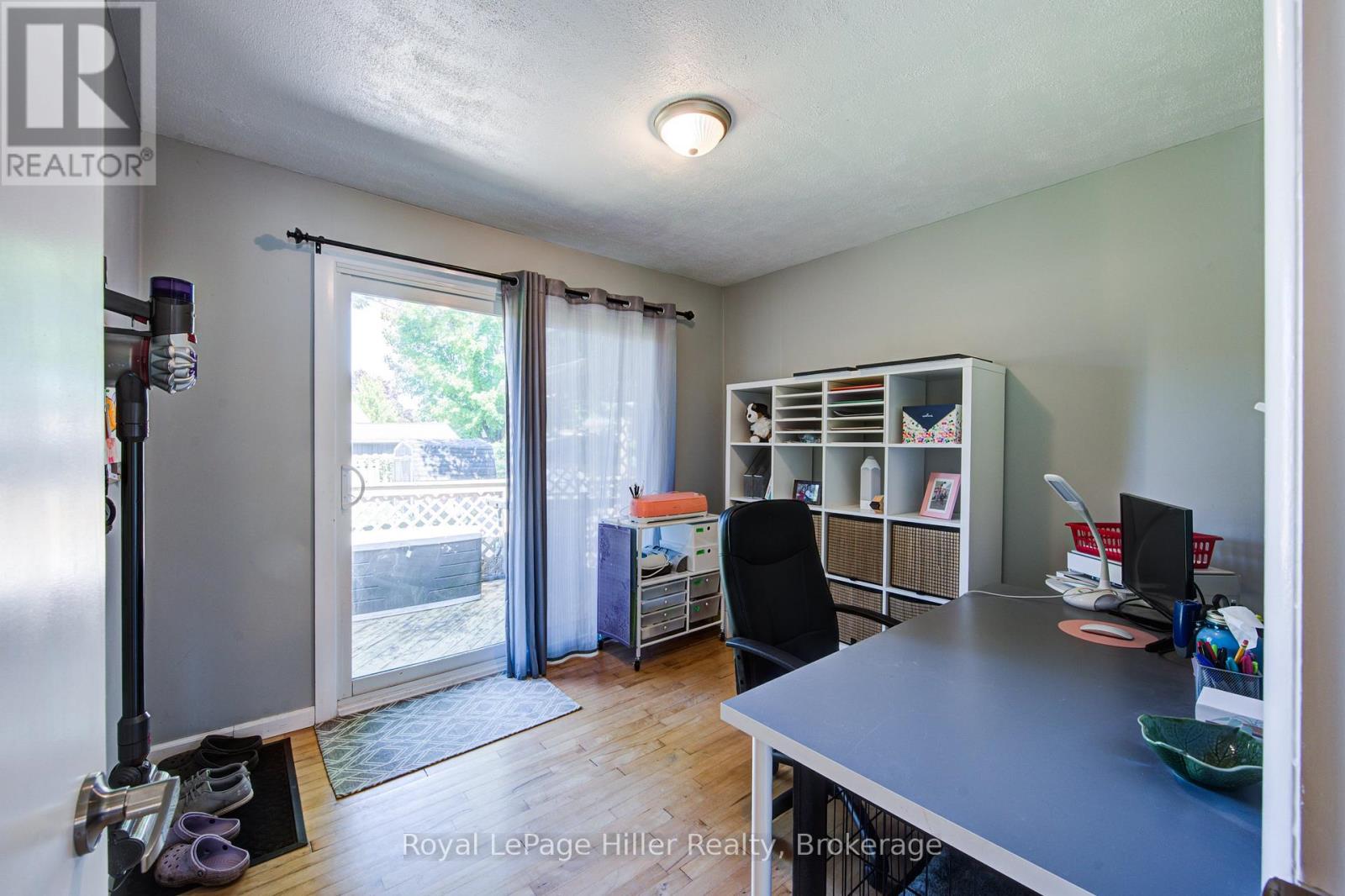 11 Warwick Road, Stratford, Ontario  N5A 6E6 - Photo 19 - X12359792
