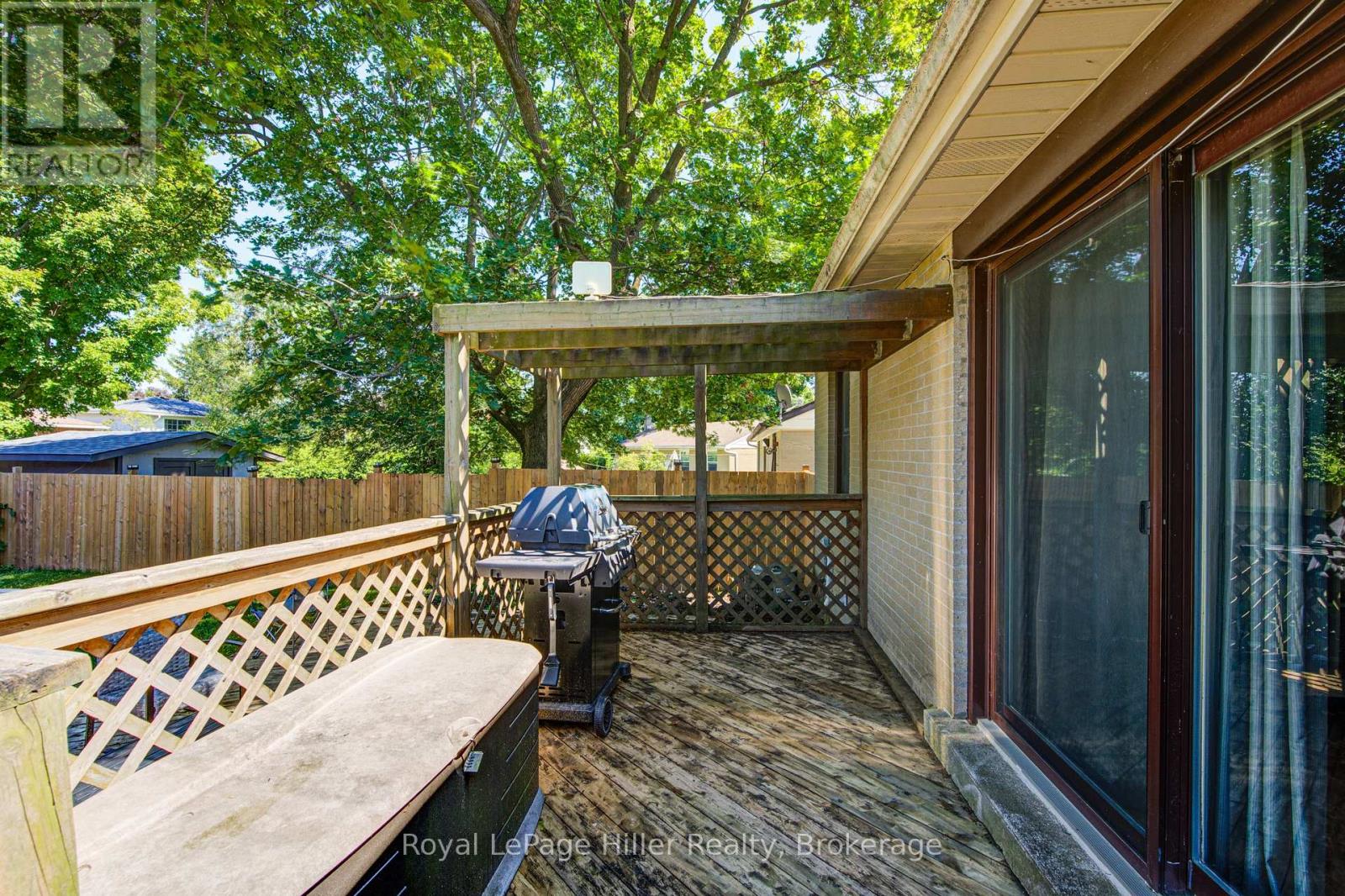 11 Warwick Road, Stratford, Ontario  N5A 6E6 - Photo 28 - X12359792