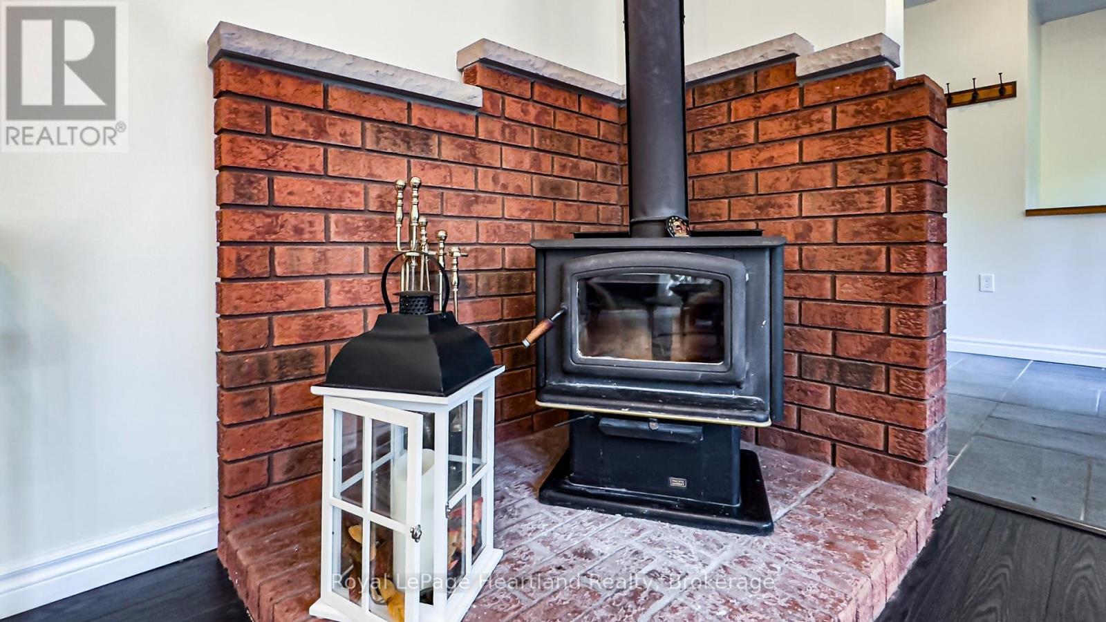 216 Shadywood Crescent, Huron-Kinloss, Ontario  N2Z 2X3 - Photo 18 - X12359832