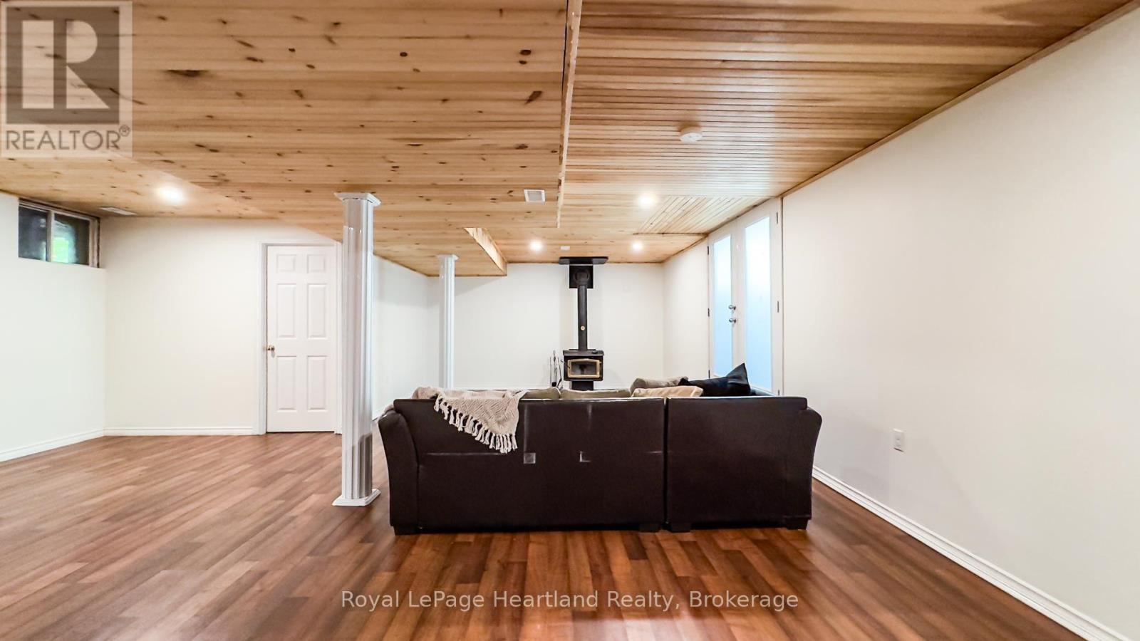 216 Shadywood Crescent, Huron-Kinloss, Ontario  N2Z 2X3 - Photo 31 - X12359832