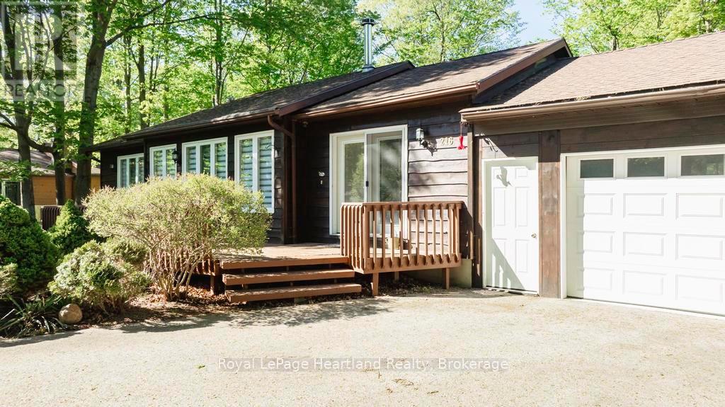 216 Shadywood Crescent, Huron-Kinloss, Ontario  N2Z 2X3 - Photo 48 - X12359832