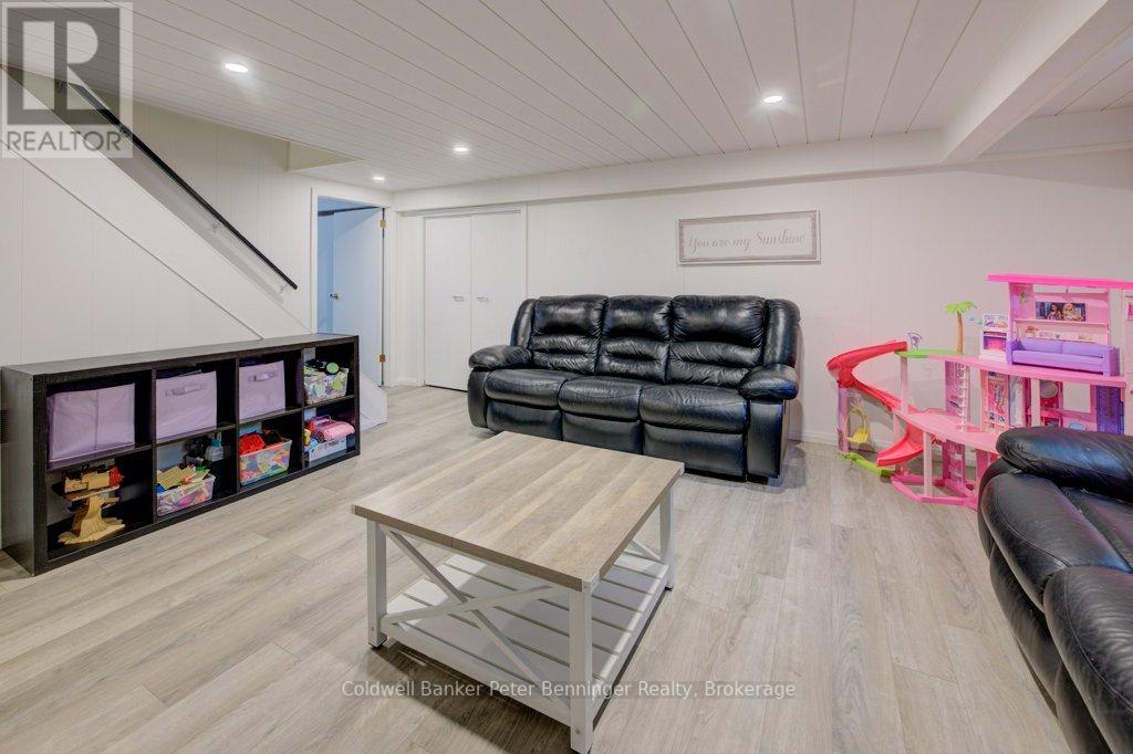 642 Gustavus Street, Saugeen Shores, Ontario  N0H 2C0 - Photo 26 - X12359860