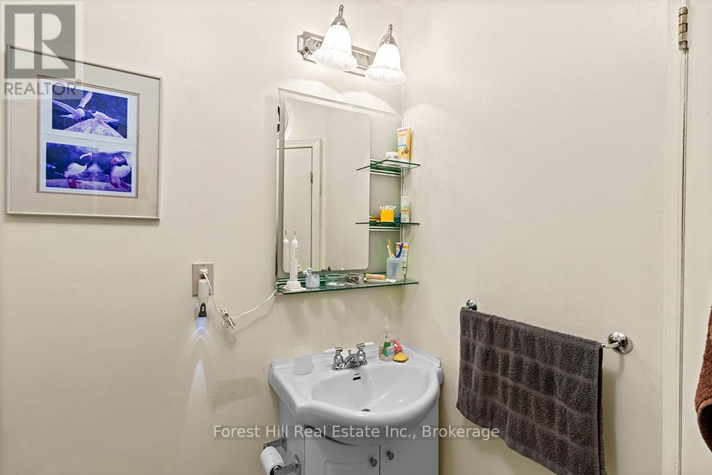 523580 12th Concession, West Grey, Ontario  N0C 1H0 - Photo 24 - X12359879