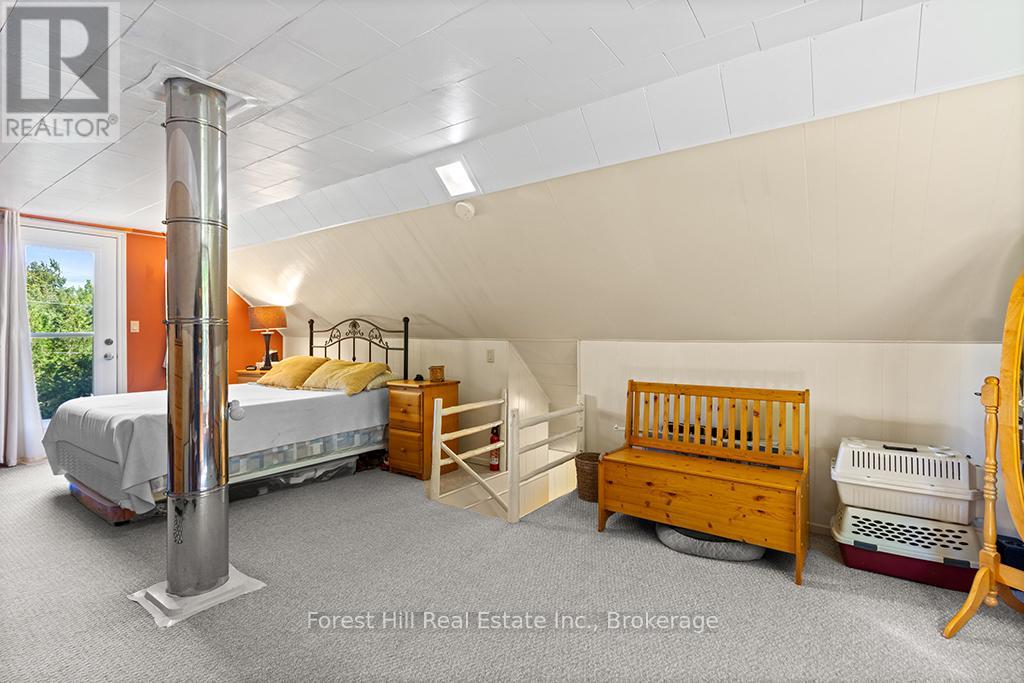523580 12th Concession, West Grey, Ontario  N0C 1H0 - Photo 32 - X12359879