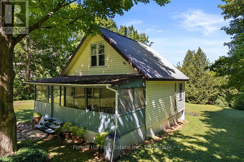 523580 12th Concession, West Grey, Ontario  N0C 1H0 - Photo 8 - X12359879