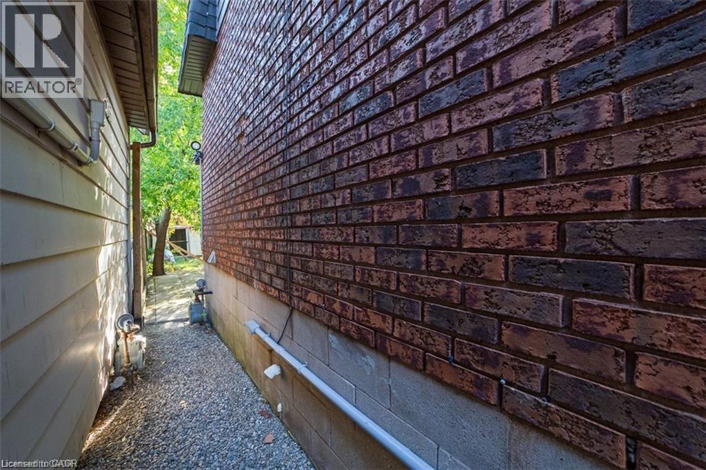 225 East 24th Street Unit# Bsmnt, Hamilton, Ontario  L8V 2Y5 - Photo 14 - 40762755