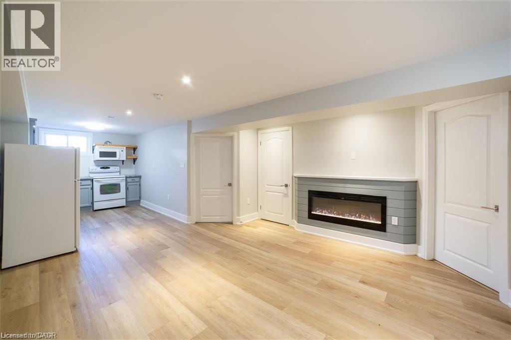 225 East 24th Street Unit# Bsmnt, Hamilton, Ontario  L8V 2Y5 - Photo 5 - 40762755