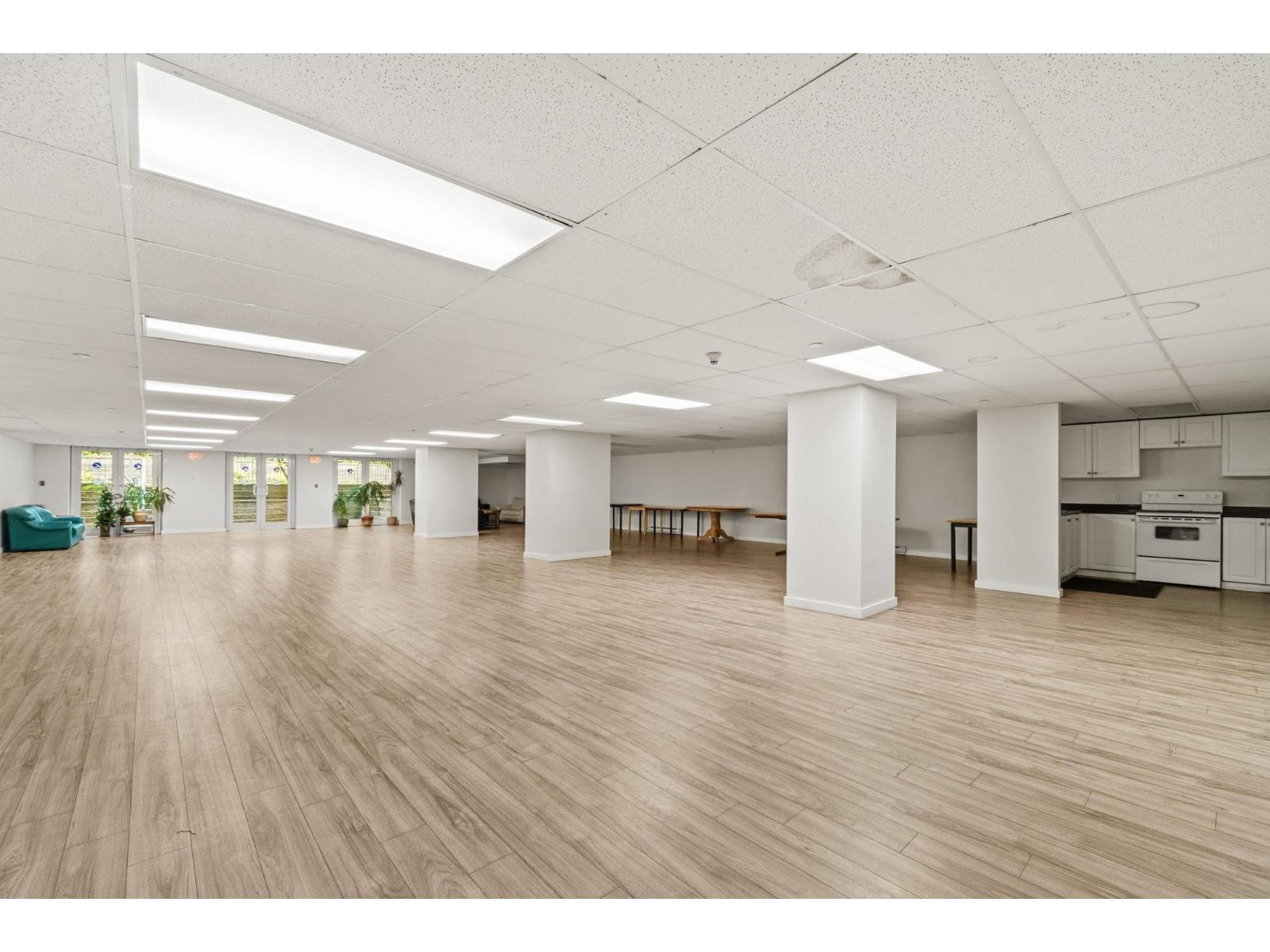 205 13277 108th Avenue, Surrey, British Columbia  V3T 0A9 - Photo 14 - R3037400