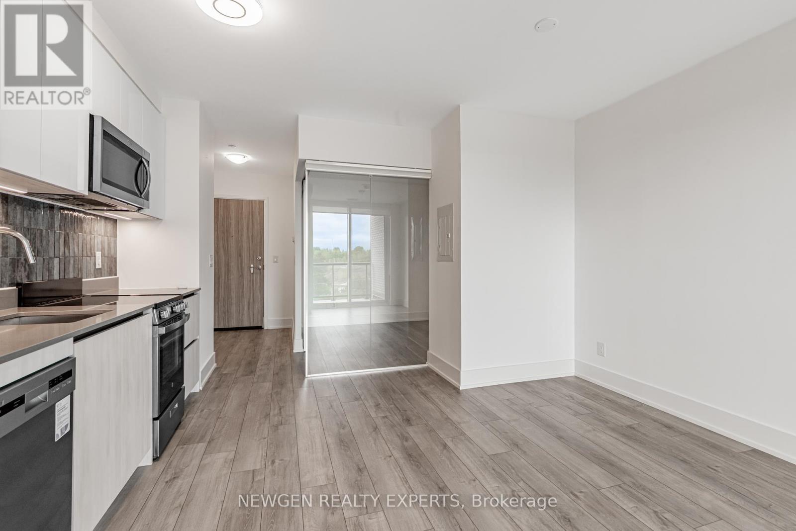 521 - 3100 Keele Street, Toronto (Downsview-Roding-Cfb), Ontario  M3M 0E1 - Photo 17 - W12359703
