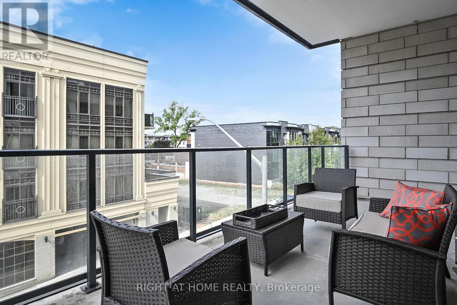 317 - 123 Maurice Drive E, Oakville, Ontario  L6K 2W6 - Photo 21 - W12359712
