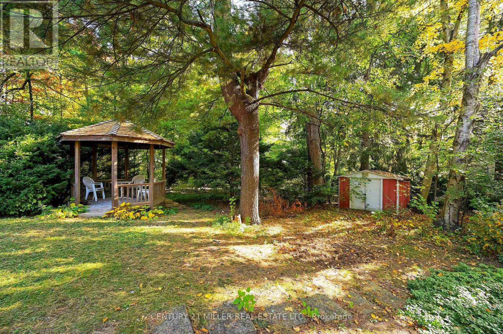 1296 Cumnock Crescent, Oakville, Ontario  L6J 2N7 - Photo 19 - W12359713