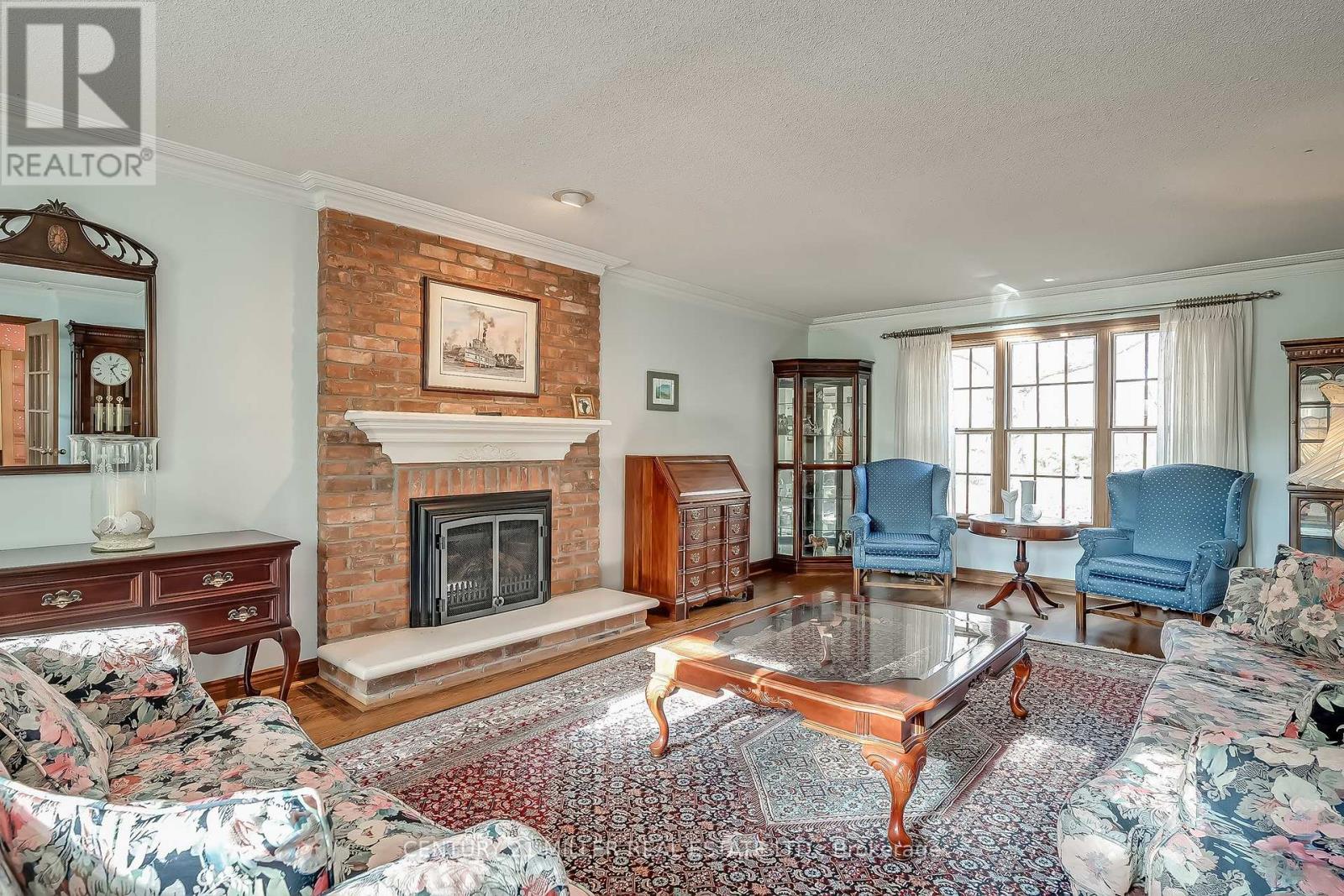 1296 Cumnock Crescent, Oakville, Ontario  L6J 2N7 - Photo 24 - W12359713