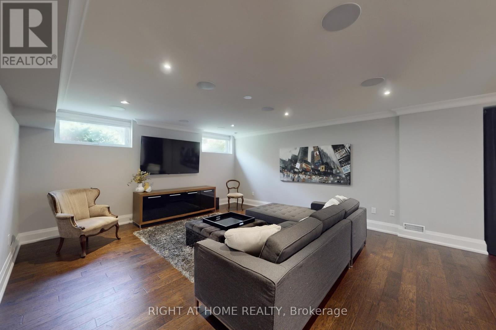 490 Orchard Drive, Oakville (Wo West), Ontario  L6K 1P1 - Photo 19 - W12359719
