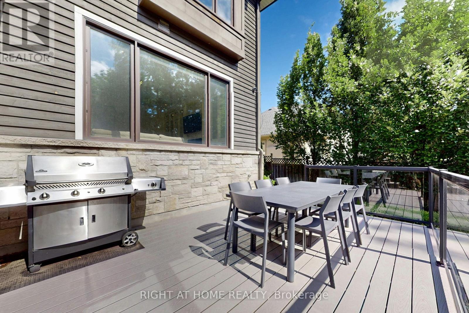 490 Orchard Drive, Oakville (Wo West), Ontario  L6K 1P1 - Photo 24 - W12359719
