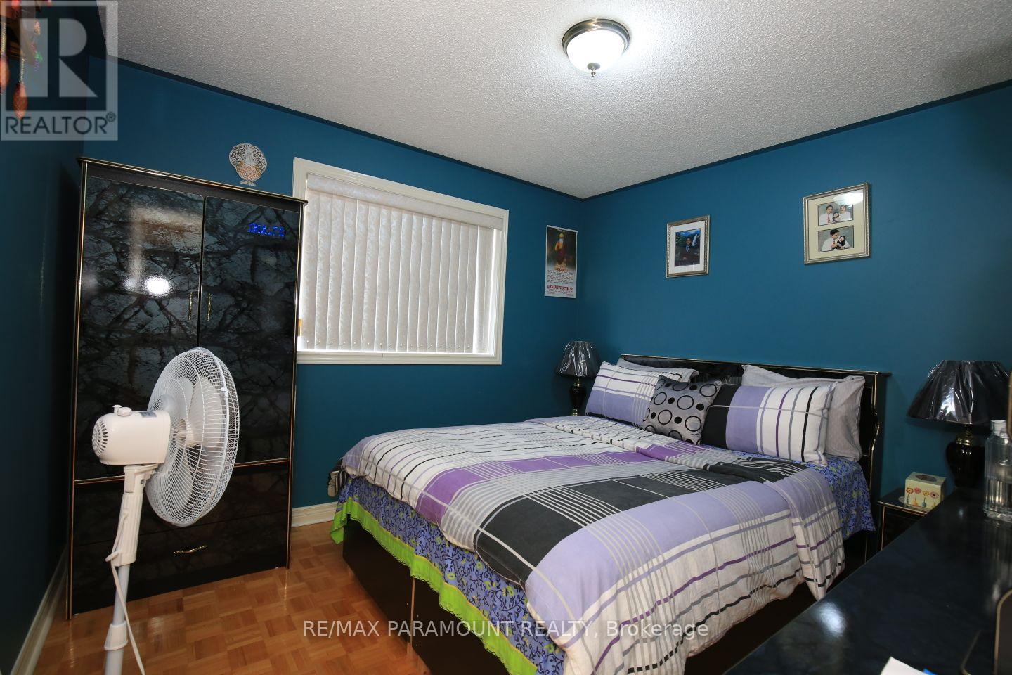 Upper - 39 Octillo Boulevard, Brampton, Ontario  L6R 2P6 - Photo 10 - W12359752
