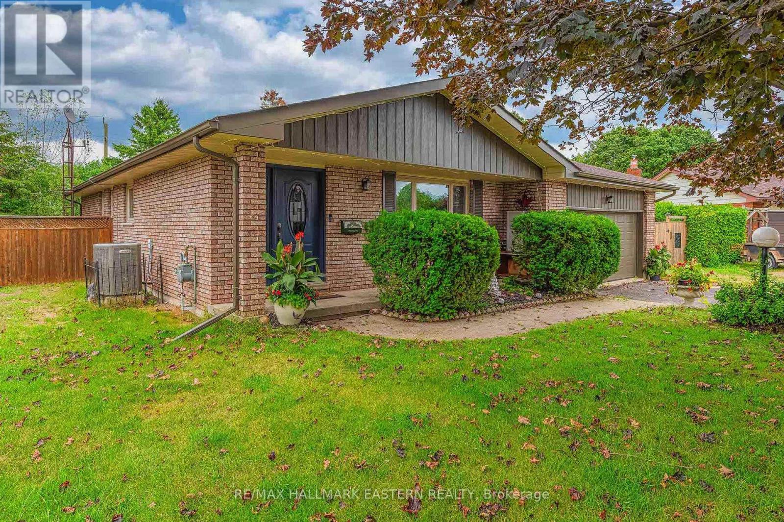 3 Carol Place, Port Hope, Ontario  L1A 3Y5 - Photo 5 - X12359858