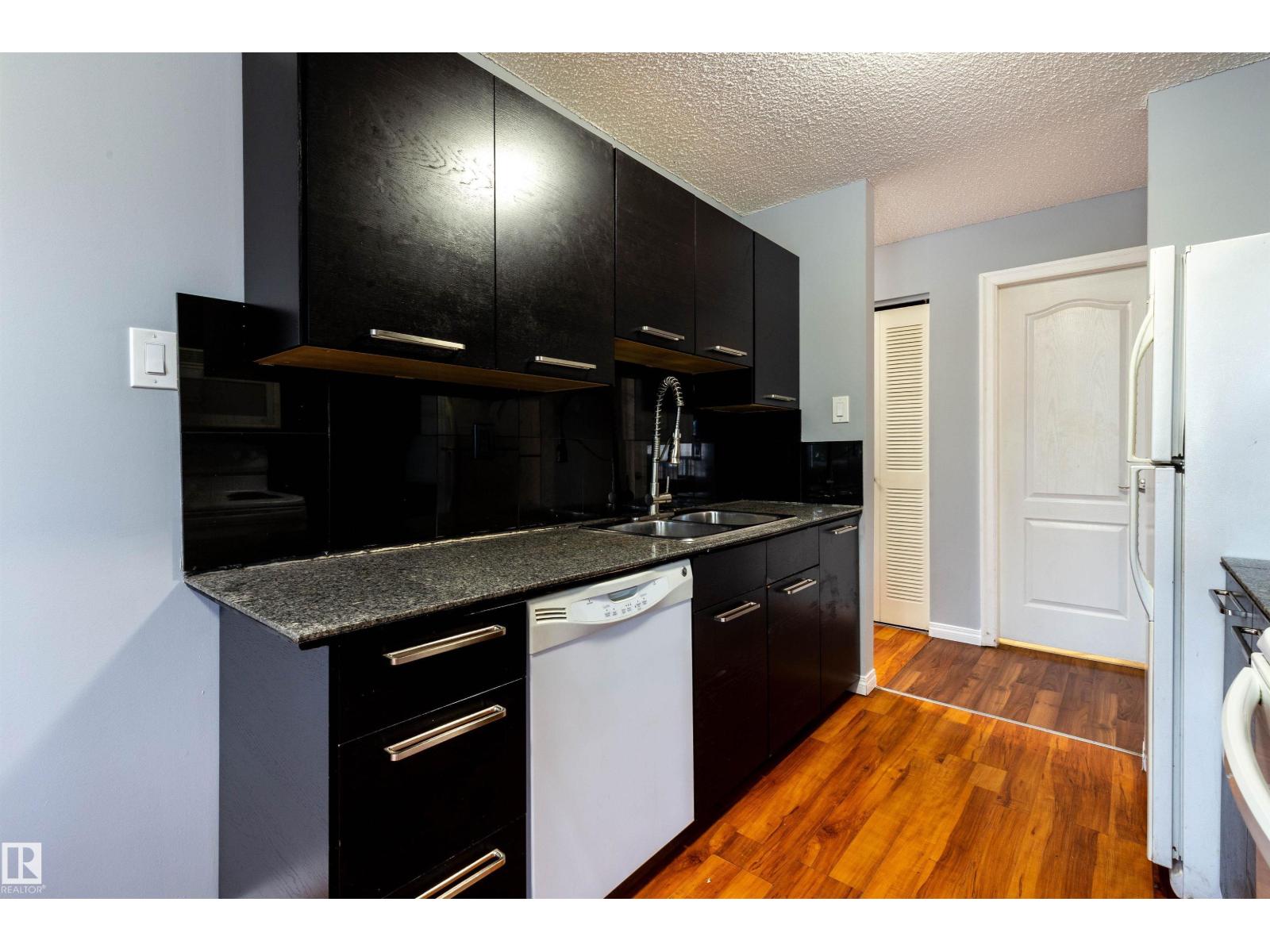#202 10740 105 St Nw, Edmonton, Alberta  T5H 2X2 - Photo 13 - E4454309