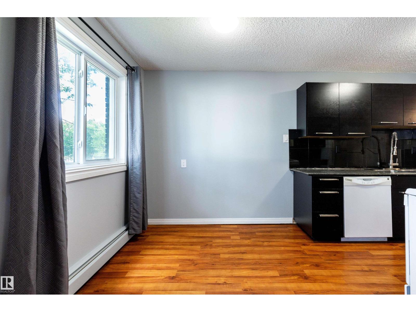 #202 10740 105 St Nw, Edmonton, Alberta  T5H 2X2 - Photo 9 - E4454309