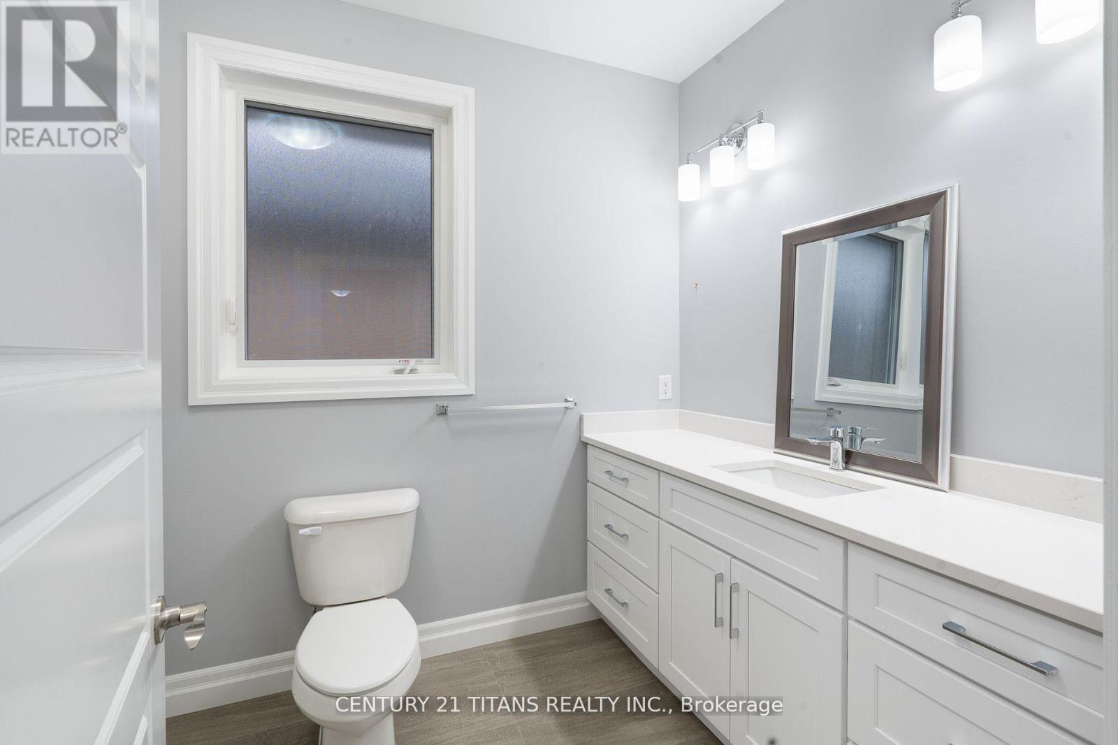 19 Tracy Drive, Chatham-Kent, Ontario  N7M 6G2 - Photo 24 - X12359716