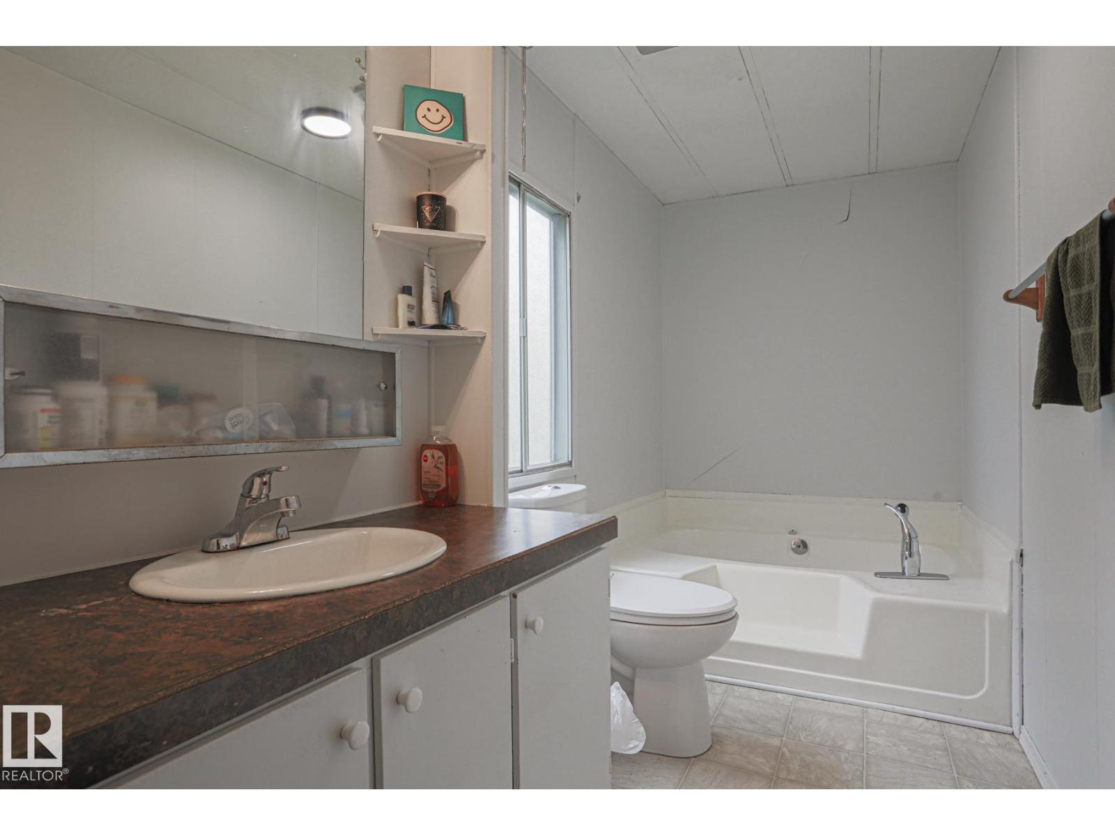 1943 West Royal Wy Nw Nw, Edmonton, Alberta  T5S 1T6 - Photo 16 - E4454310