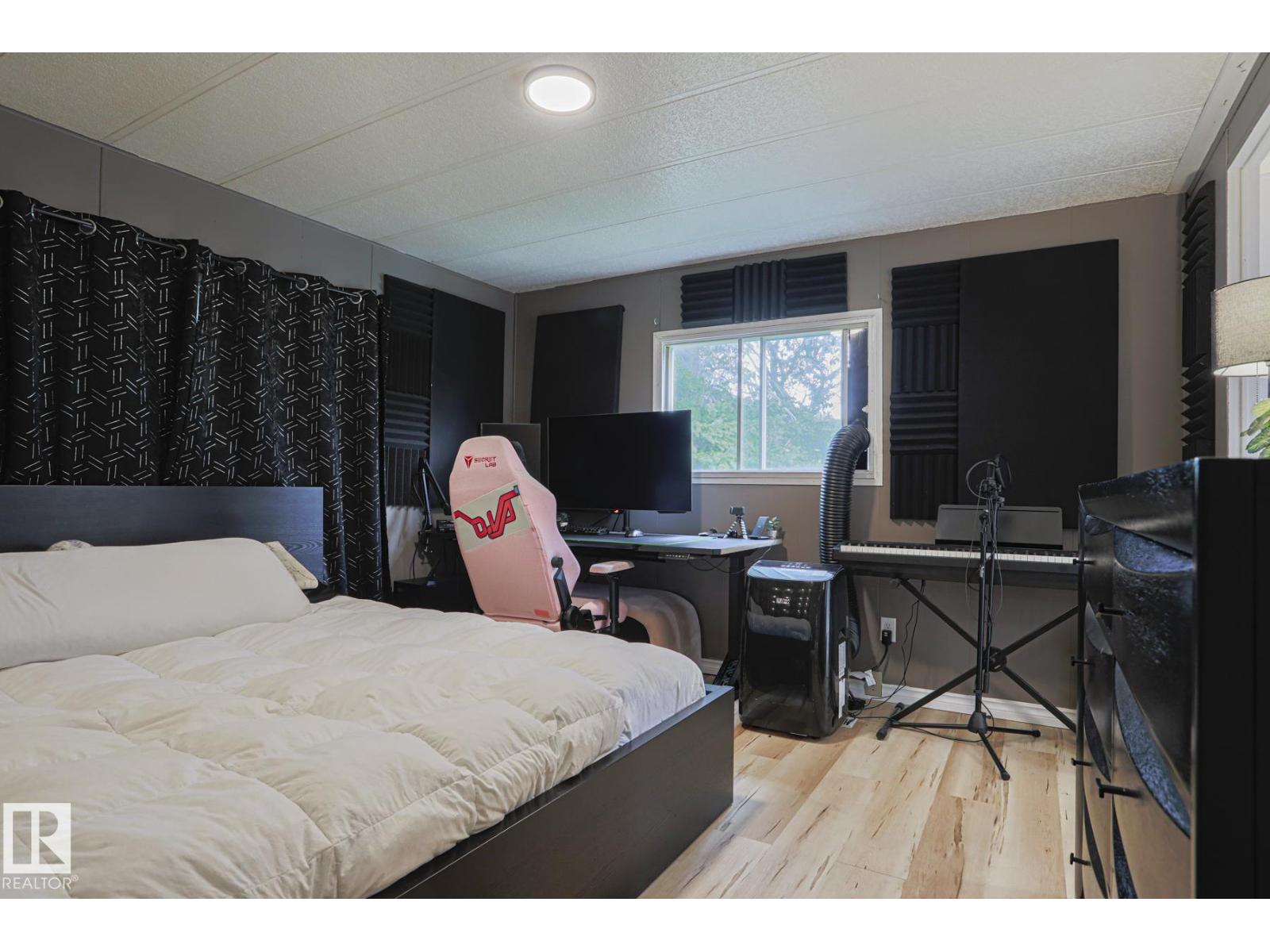 1943 West Royal Wy Nw Nw, Edmonton, Alberta  T5S 1T6 - Photo 15 - E4454310