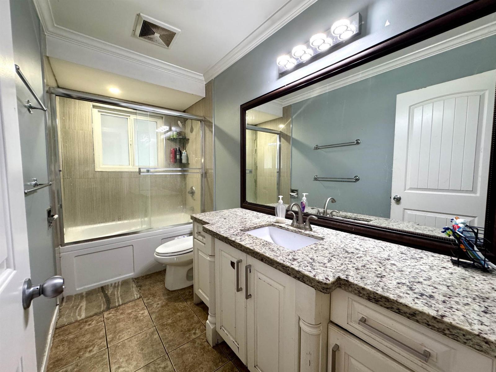 9525 125a Street, Surrey, British Columbia  V3V 4Z3 - Photo 7 - R3037453