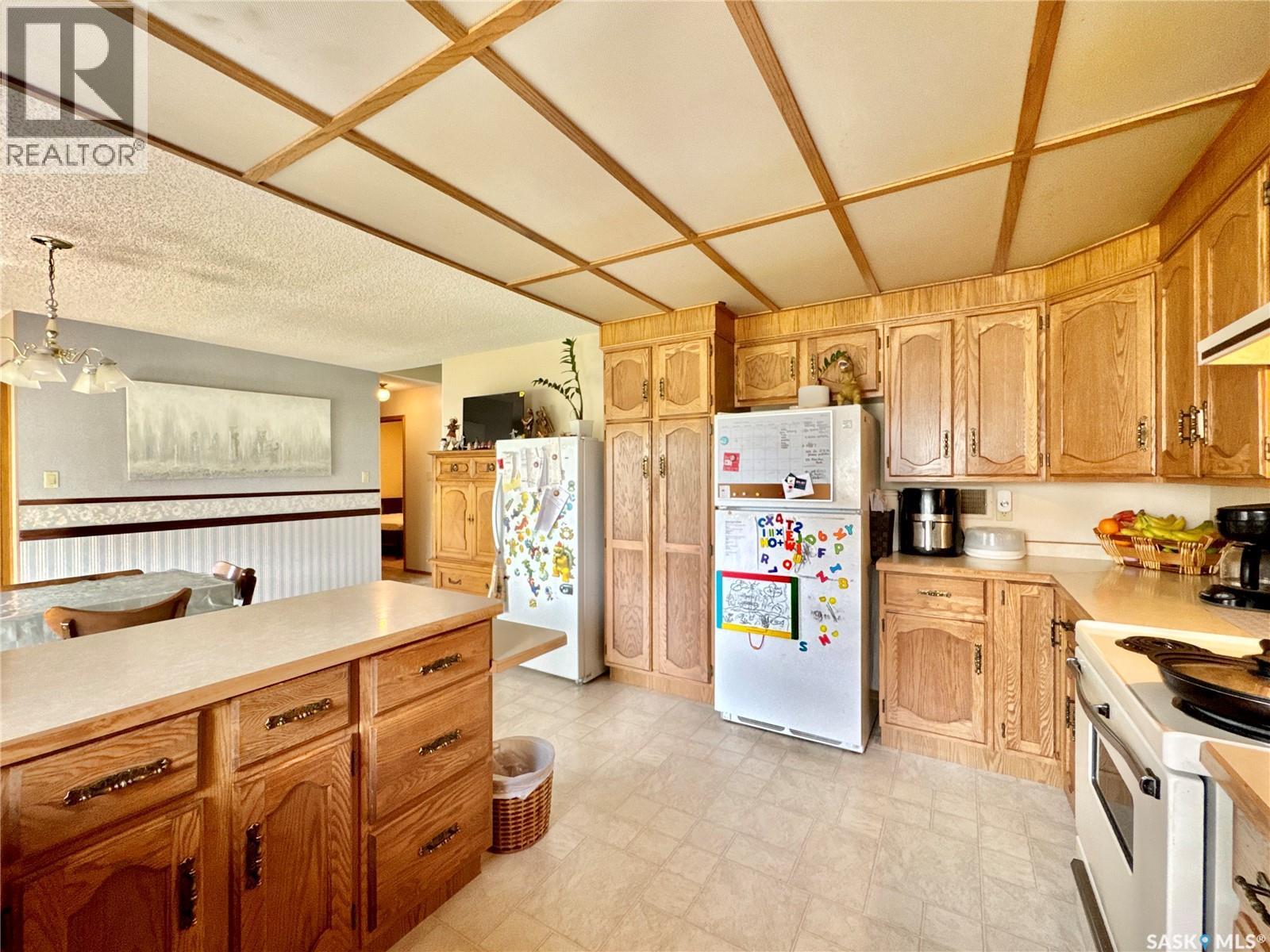 404 Darlington Street E, Yorkton, Saskatchewan  S3N 3Y9 - Photo 11 - SK016389