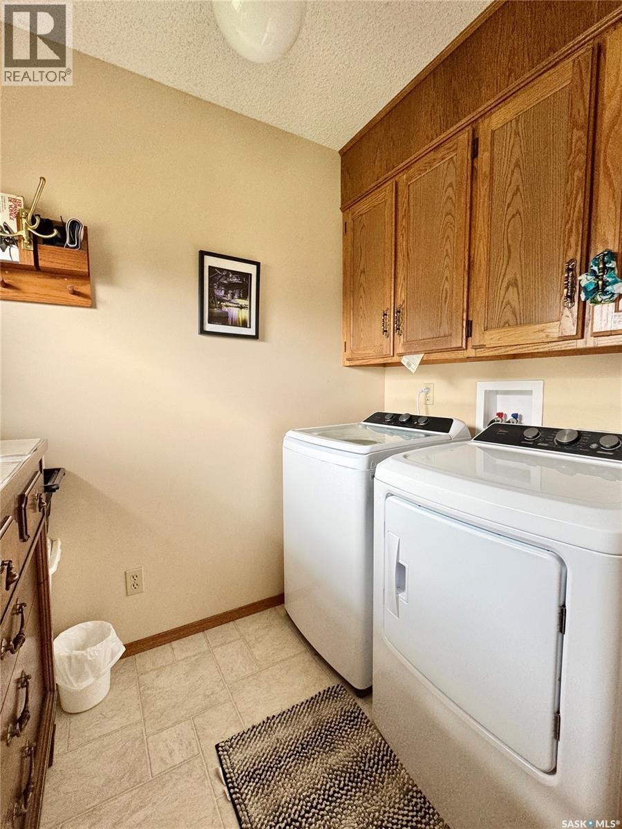 404 Darlington Street E, Yorkton, Saskatchewan  S3N 3Y9 - Photo 3 - SK016389
