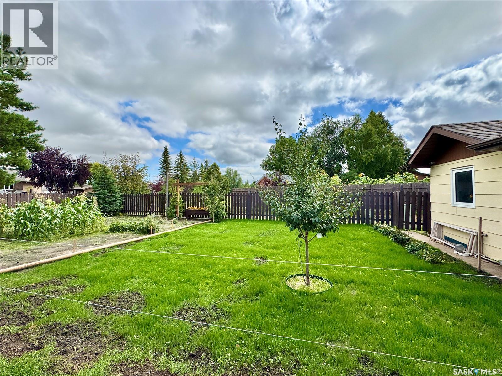 404 Darlington Street E, Yorkton, Saskatchewan  S3N 3Y9 - Photo 40 - SK016389