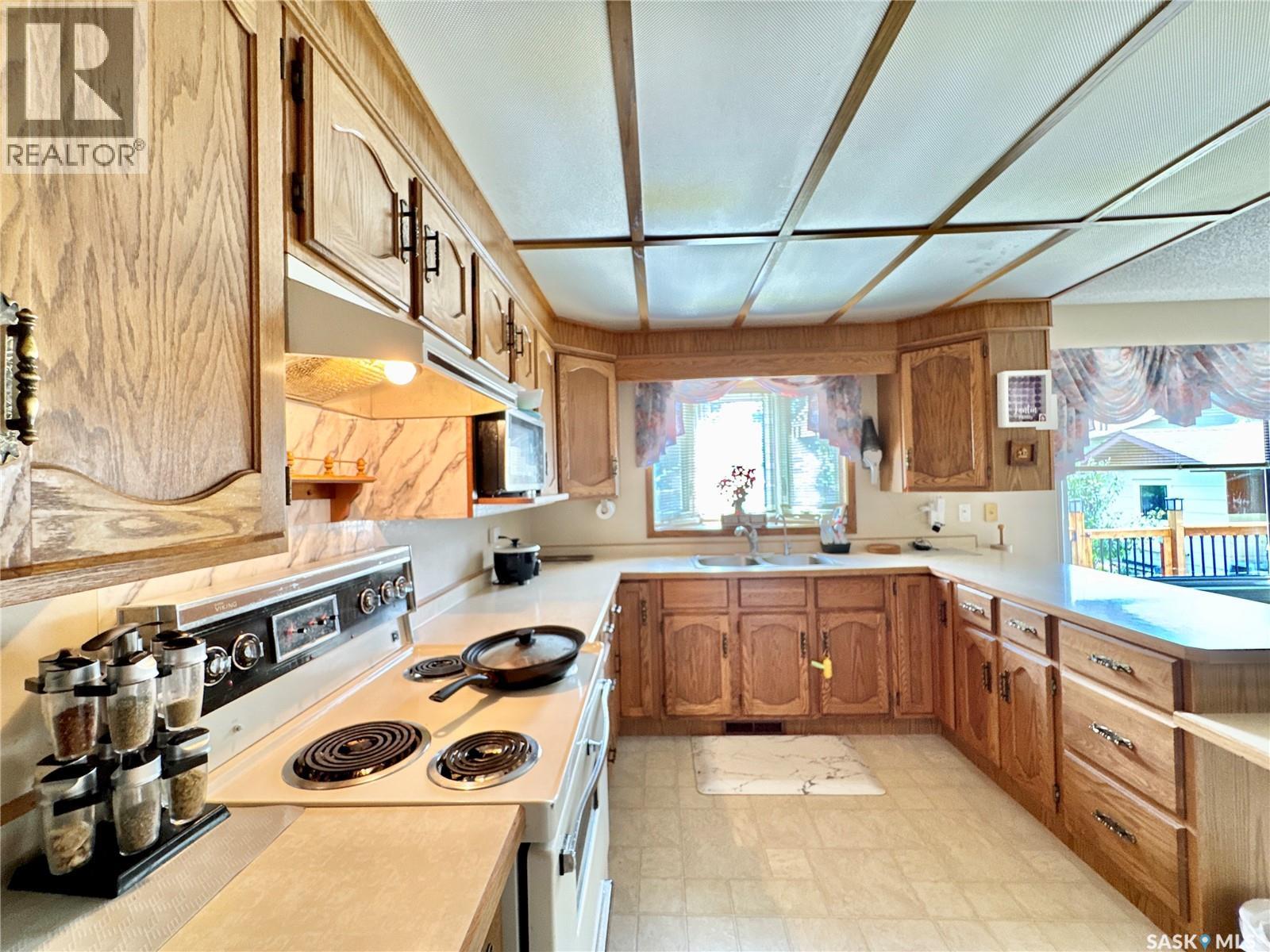 404 Darlington Street E, Yorkton, Saskatchewan  S3N 3Y9 - Photo 9 - SK016389