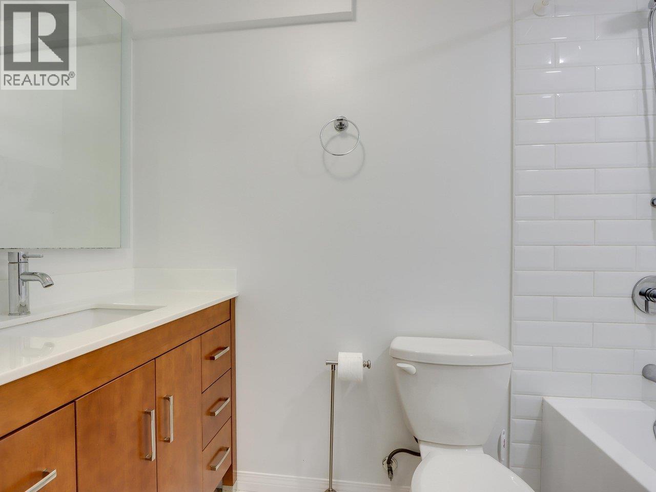 893 Huntingdon Crescent, North Vancouver, British Columbia  V7G 1M4 - Photo 25 - R3039269