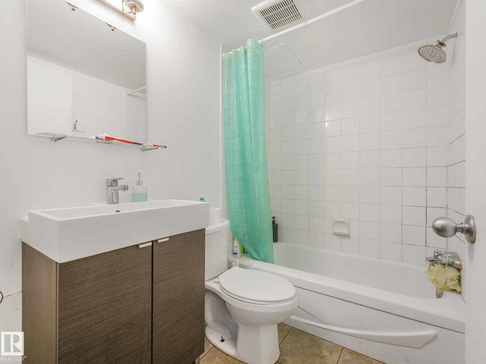 #124 8604 Gateway Bv Nw, Edmonton, Alberta  T6E 4B6 - Photo 21 - E4454313