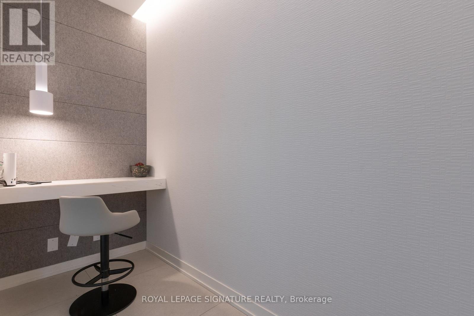 1804 - 5 Defries Street, Toronto, Ontario  M5A 0W7 - Photo 18 - C12359816