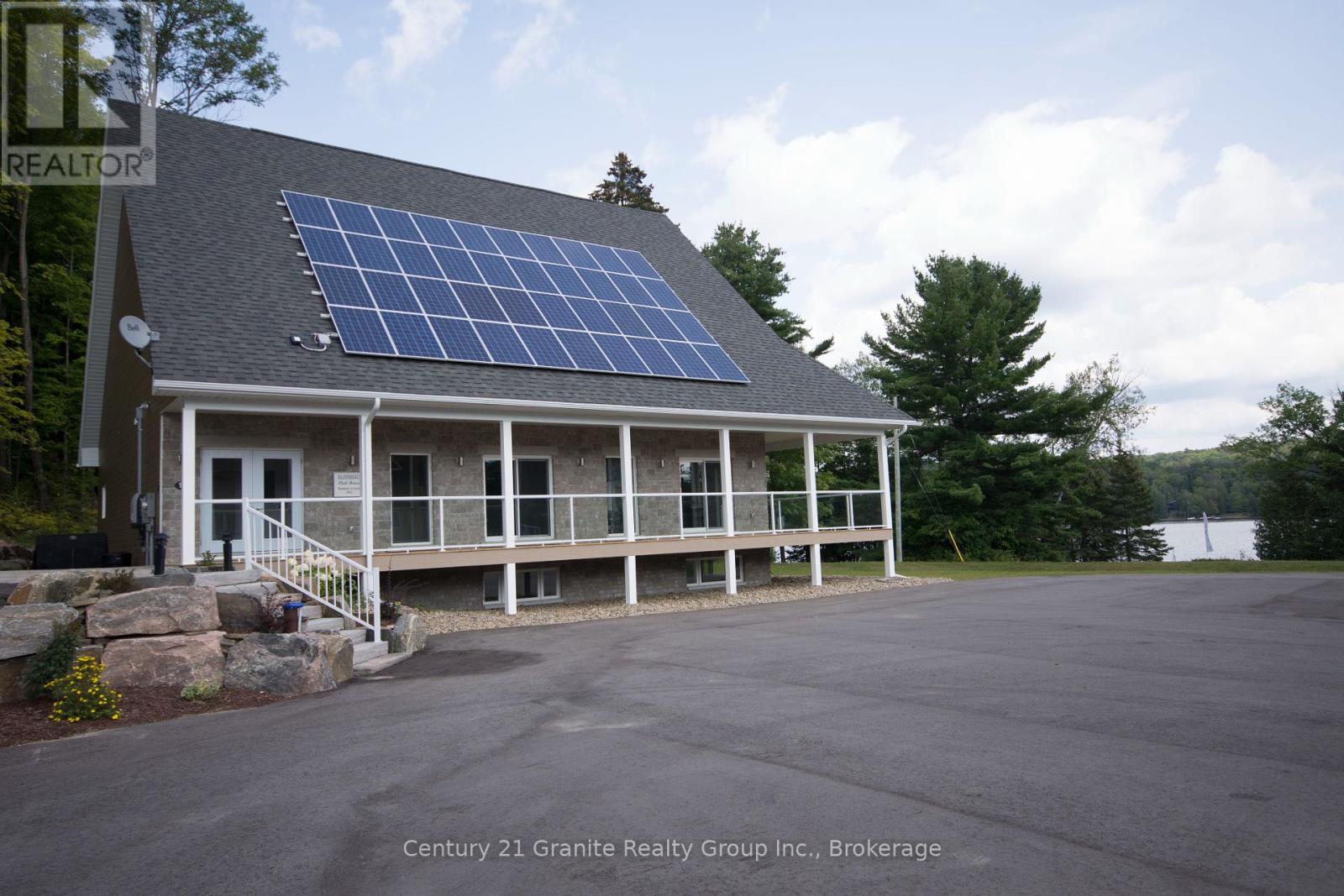 44 Webb Circle, Dysart Et Al, Ontario  K0M 1S0 - Photo 41 - X12301840