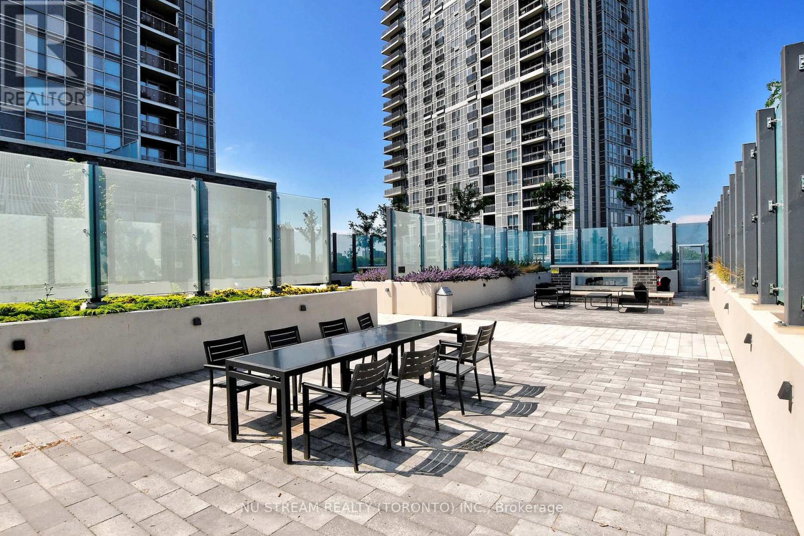 2403 - 225 Village Green Square, Toronto, Ontario  M1S 0N4 - Photo 47 - E12359894