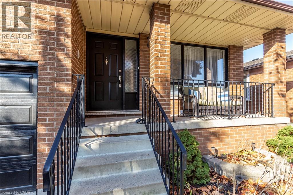 15 Gilcrest Street, Hamilton, Ontario  L9C 7G9 - Photo 4 - 40762801