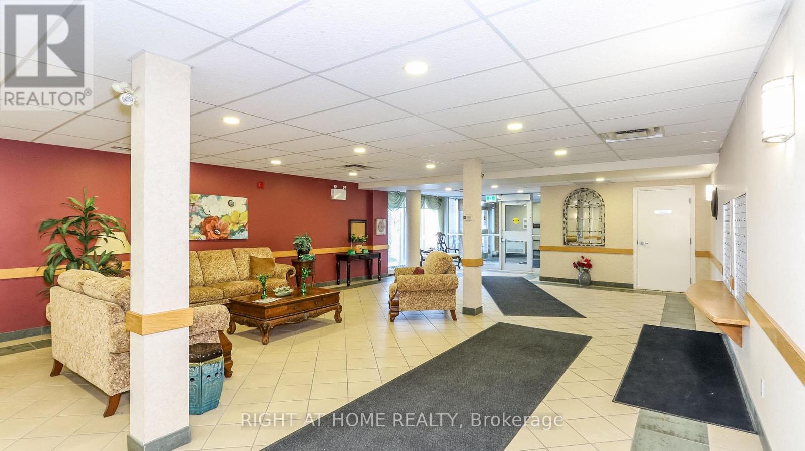 417 - 94 Dean Avenue, Barrie, Ontario  L4N 0M3 - Photo 8 - S12359793