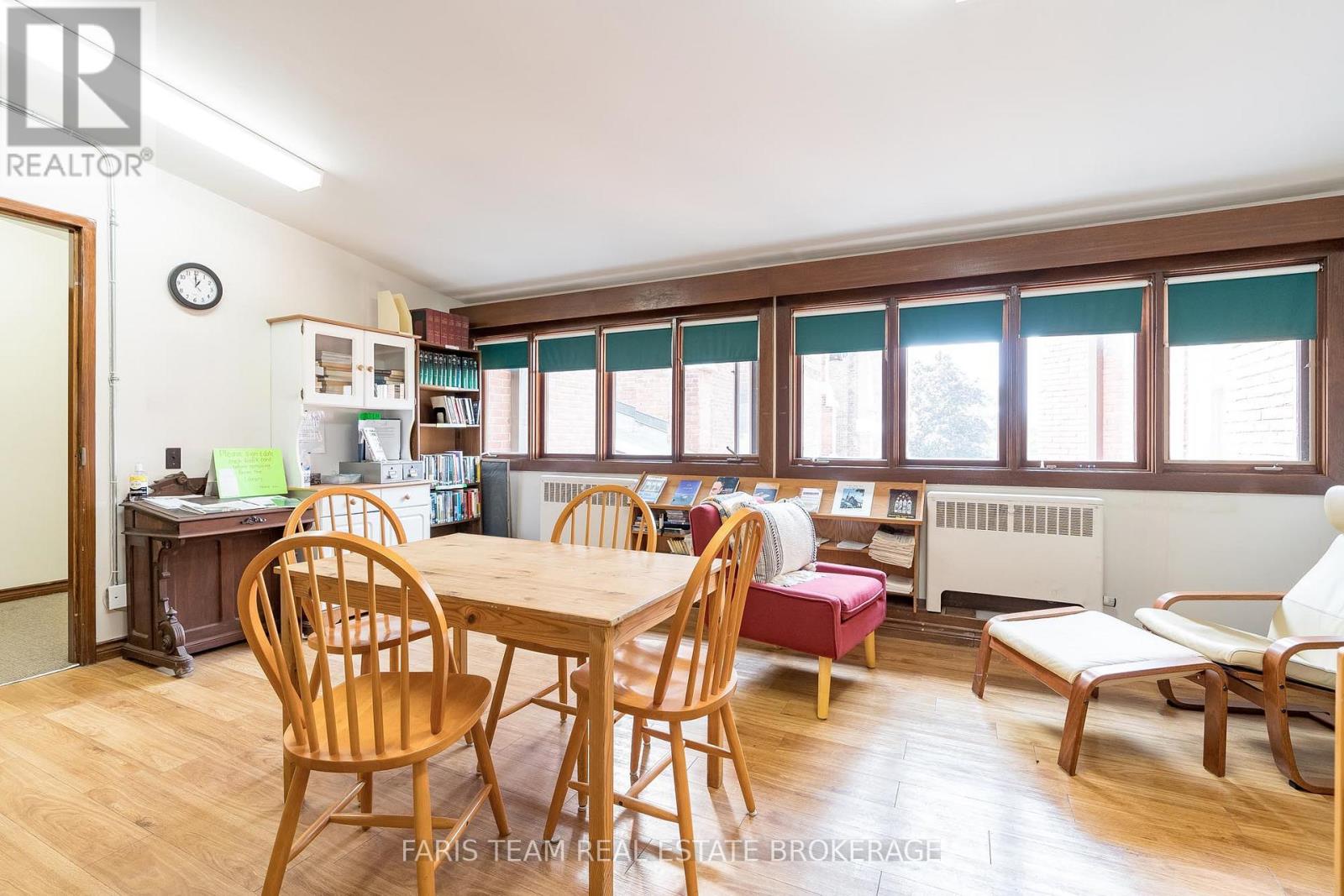 58 Peter Street N, Orillia, Ontario  L3V 4Y7 - Photo 23 - S12359904