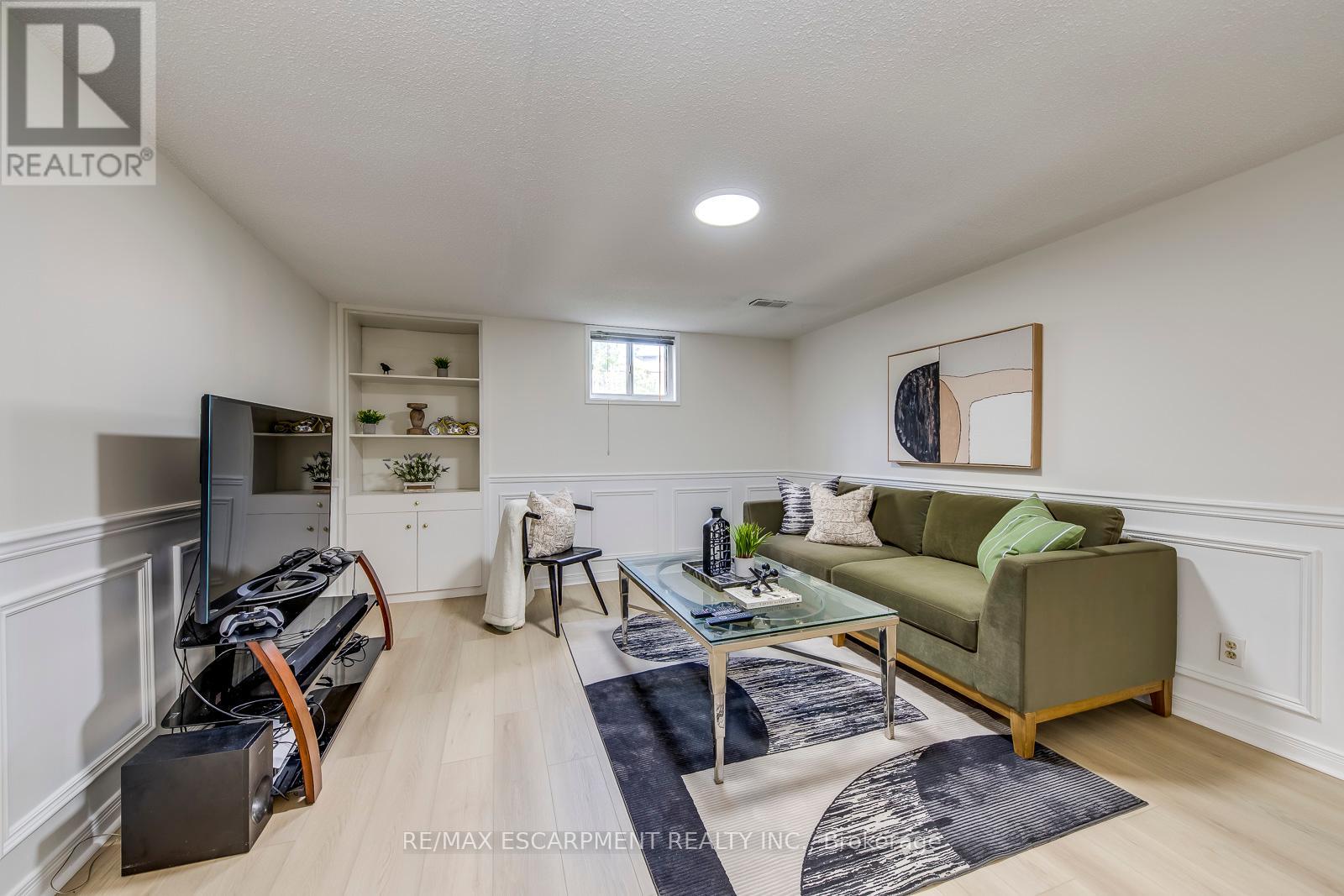 2309 Malcolm Crescent, Burlington, Ontario  L7P 4G8 - Photo 36 - W12359837
