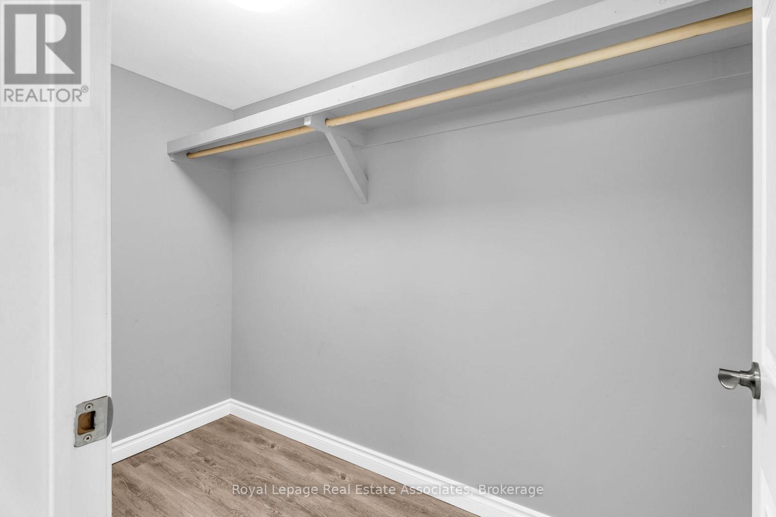 21 Bairstow Crescent, Halton Hills (Georgetown), Ontario  L7G 1L9 - Photo 26 - W12359862