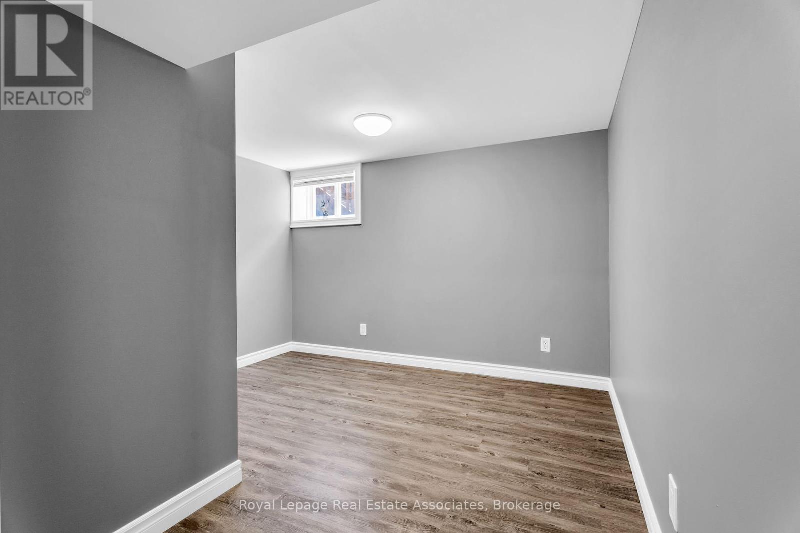 21 Bairstow Crescent, Halton Hills (Georgetown), Ontario  L7G 1L9 - Photo 27 - W12359862