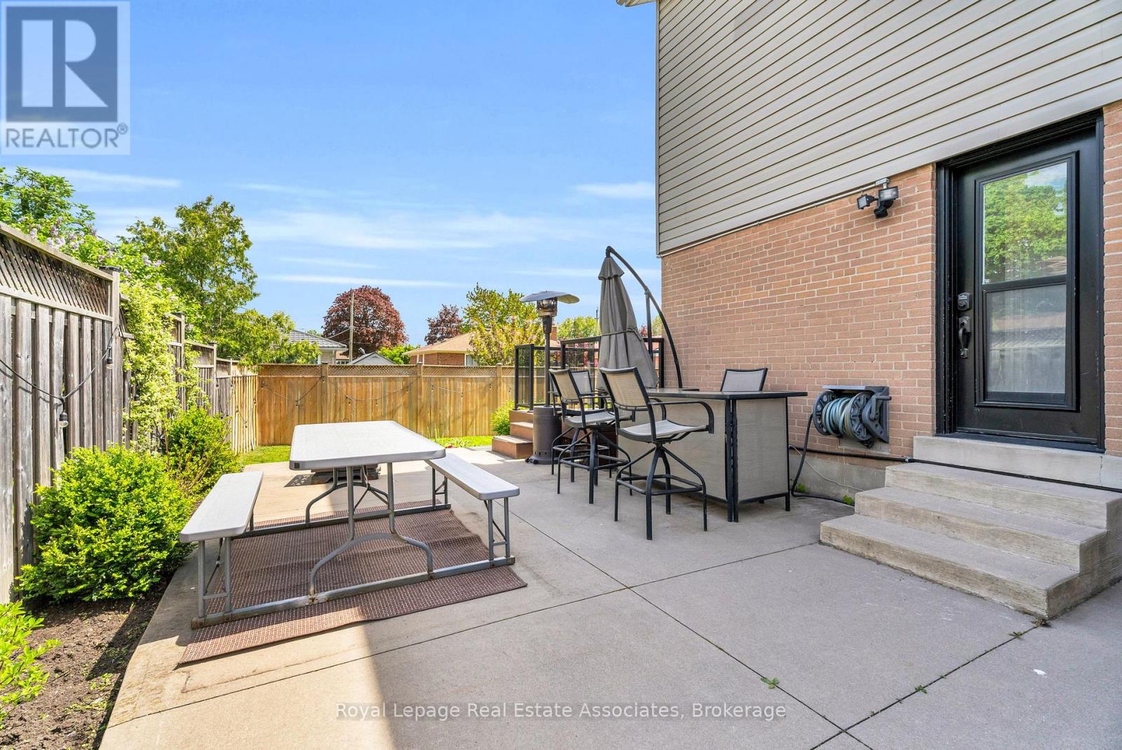 21 Bairstow Crescent, Halton Hills (Georgetown), Ontario  L7G 1L9 - Photo 42 - W12359862