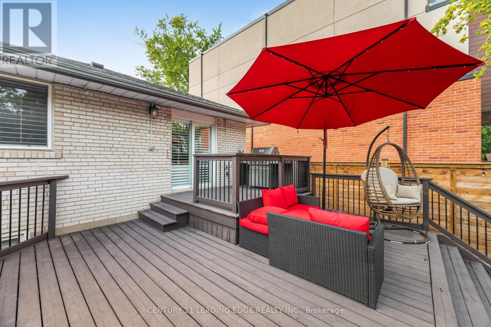 586 Curzon Avenue, Mississauga, Ontario  L5G 1P9 - Photo 36 - W12359889